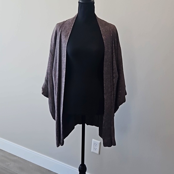 Vintage Jackets & Blazers - VINTAGE | Pink & Grey/Purple Kimono with silk inside | Womens Small